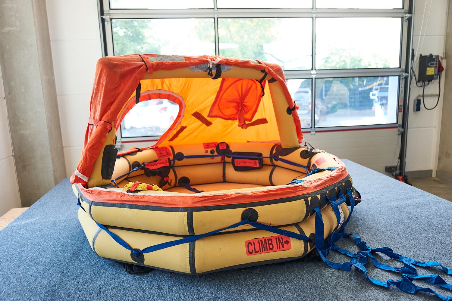 images/Insights/Aerodienst_Liferaft_085_S.jpg